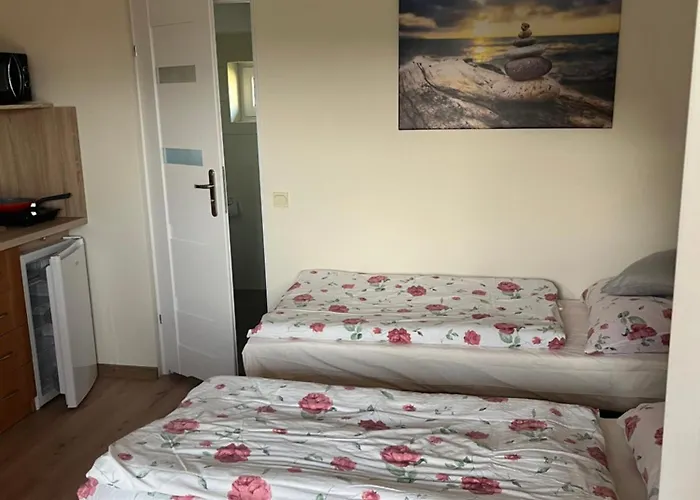 假日公园 Goscinne Antonia *